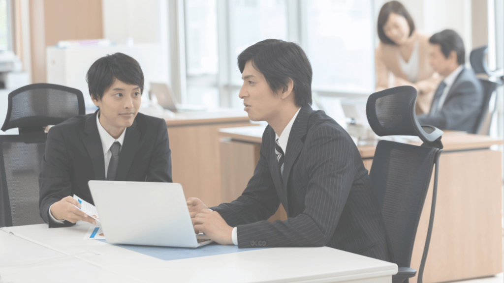 先輩後輩が共に成長する様子