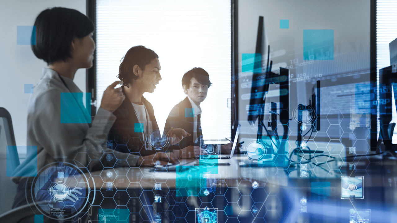 人事業務のテクノロジー活用を表現する画像