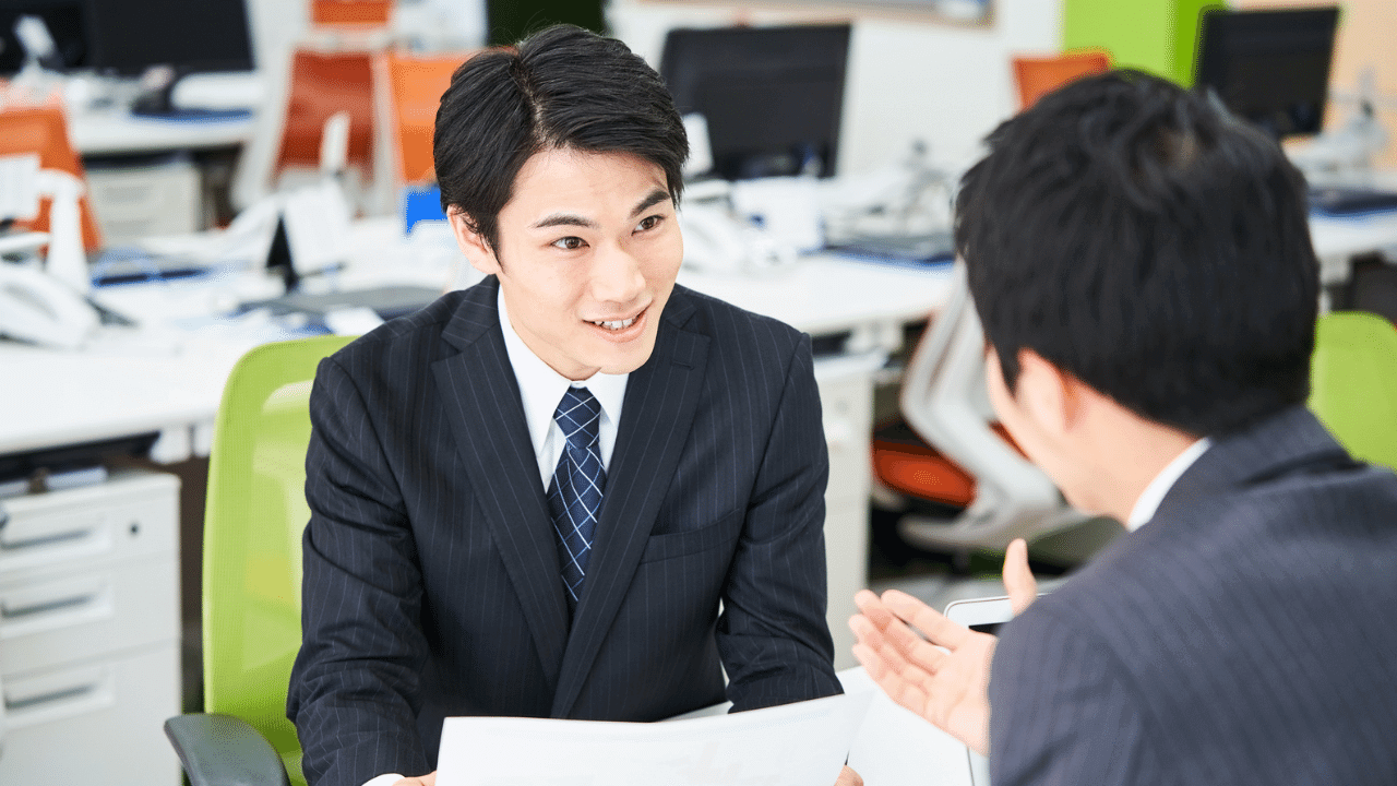 フィードバックを受ける部下