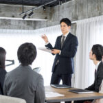 ビジネスマナーに則した言葉遣いを解説!間違えやすい敬語や正しく身につけるコツを紹介